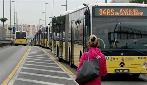 İ­s­t­a­n­b­u­l­­d­a­ ­T­o­p­l­u­ ­T­a­ş­ı­m­a­y­a­ ­Z­a­m­ ­Y­o­l­d­a­
